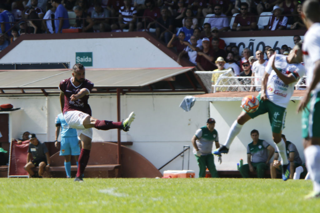 Tem gol!!!