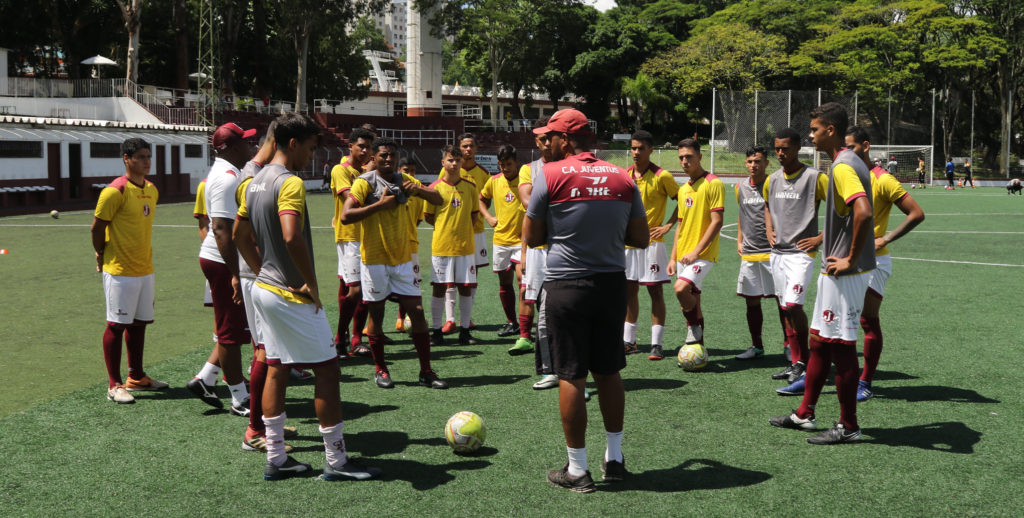 Sub-20 estreia no Paulista diante do Nacional