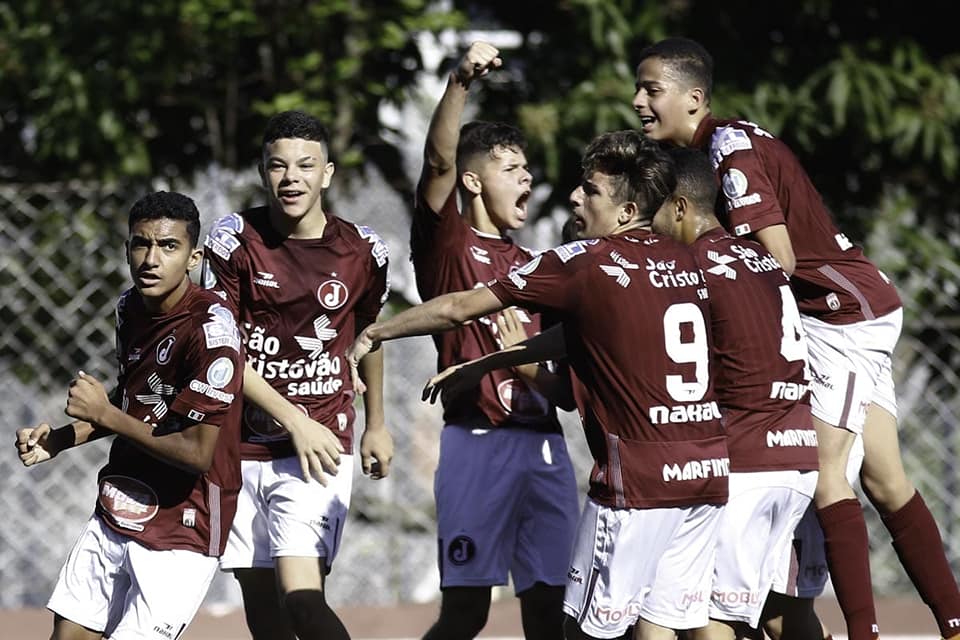 Juventus vence Independente no Paulista Sub 15
