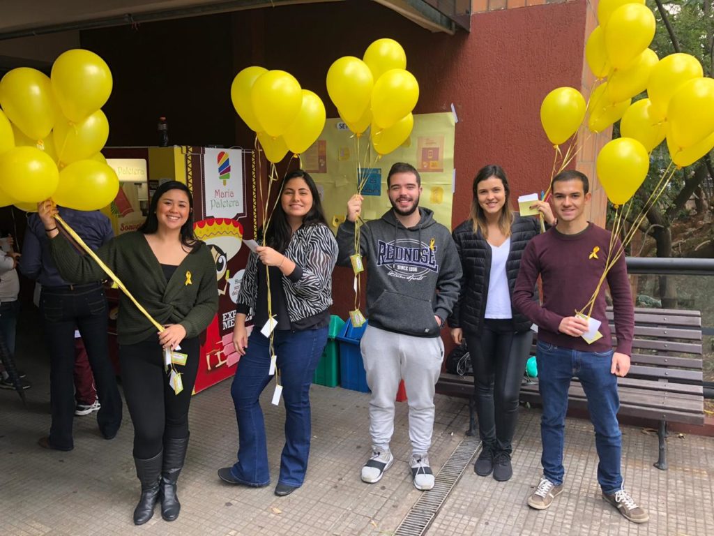 Alunos da Anhembi Morumbi realizam Ação Solidária no Clube
