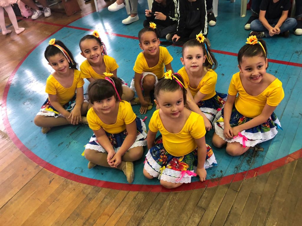 Ginastas Juventinas participam do Festival da Primavera