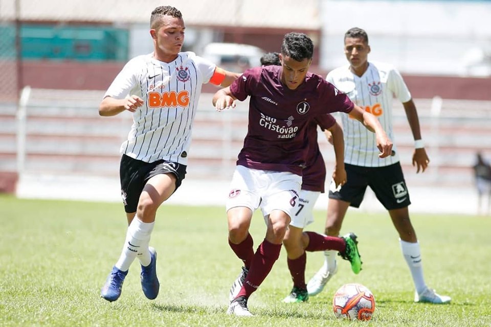 Sub 15 e Sub 17 não conseguem vencer na Javari