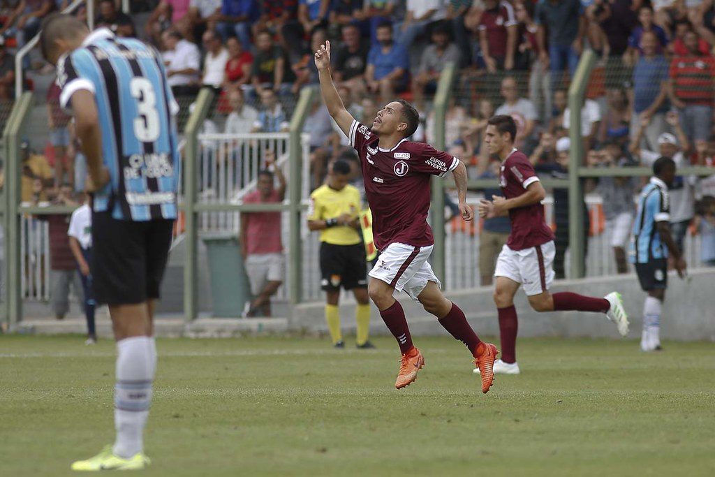 Juventus empata com Grêmio na Copa São Paulo