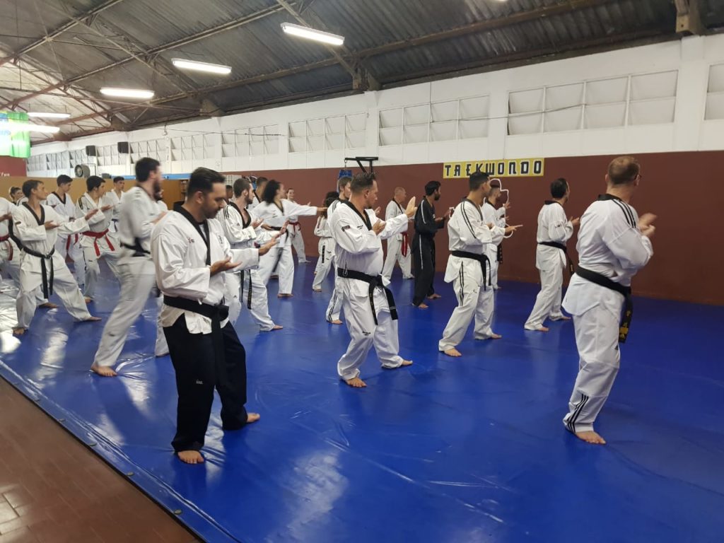 Taekwondo-Troca de Faixas