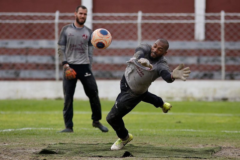 Sem Alê, Moleque viaja para partida contra o São Bento