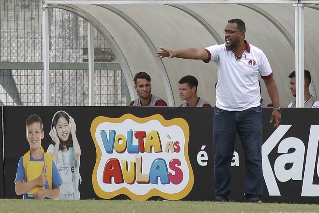 Marcel volta a comandar Sub 20