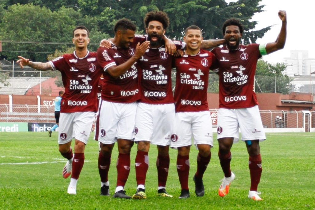 Moleque bate Briosa na reestreia do Paulista da A2