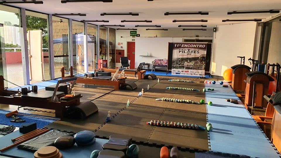 Pratique Pilates!