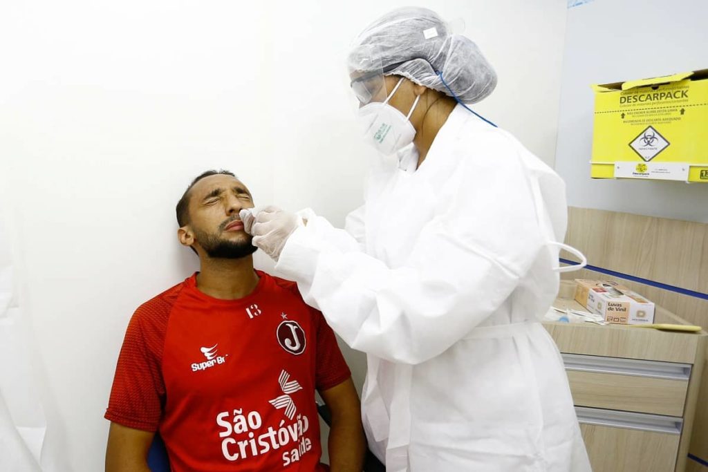 Atletas Grenás realizam Testes de Covid-19 no Laboratório do São Cristóvão Saúde