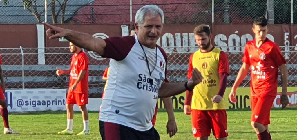 Moleque ainda sonha com o G8