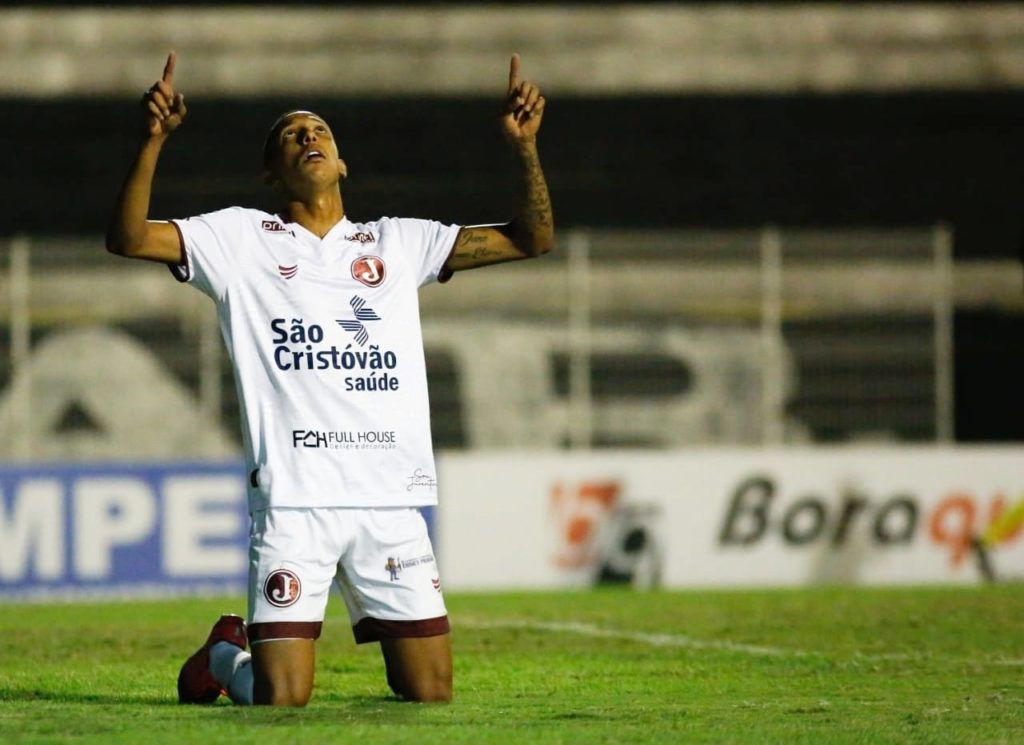 Moleque fica no empate com XV de Piracicaba