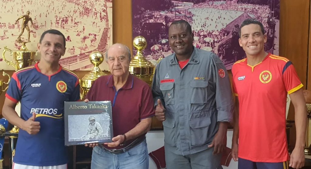 Presidente recebe Bombeiros do Terceiro Grupamento