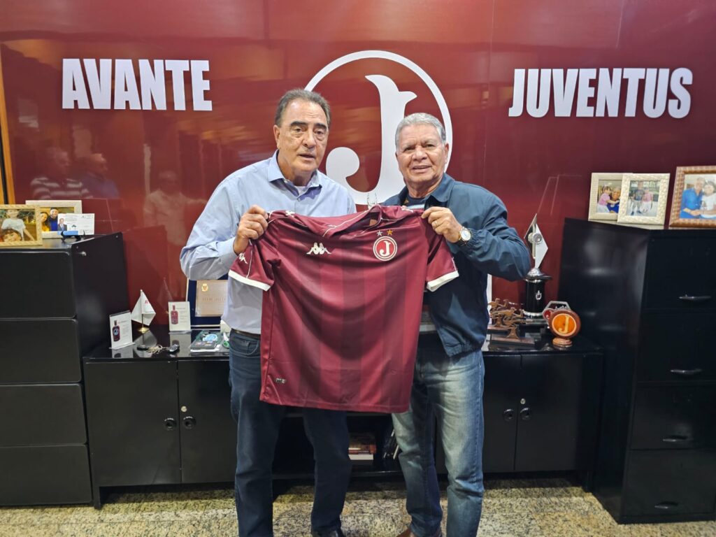 Tadeu Deradeli se reúne com o Vereador Adilson Amadeu