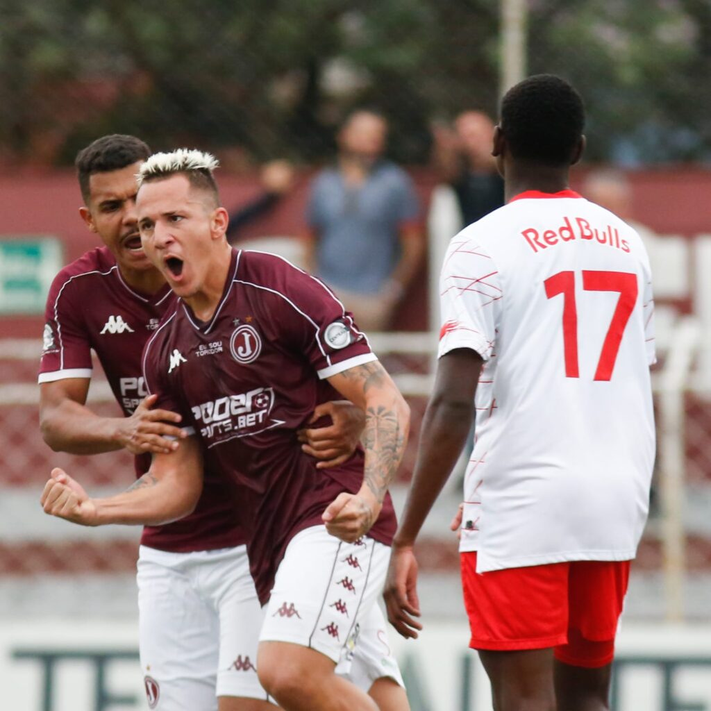 Juventus vira para cima do Red Bull Bragantino e vence na Javari