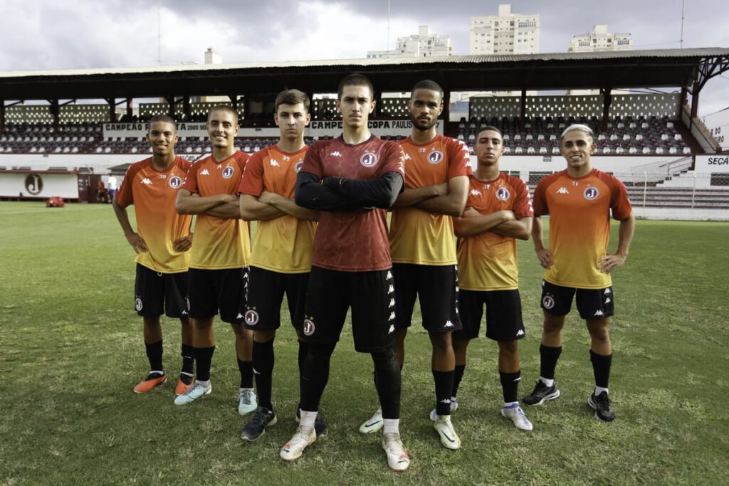 Sete Atletas do Sub 20 são integrados à Equipe Profissional