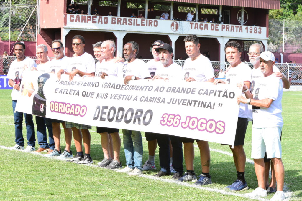 Homenagem ao Deodoro – Atleta que mais defendeu o Juventus – 356 Jogos