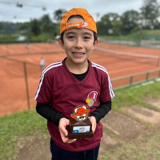 Lorenzo Kawasaki sagra-se vice-campeão do Torneio Kids