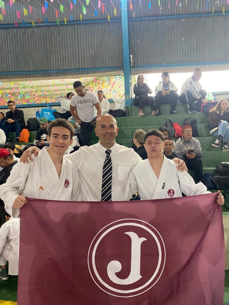 Atletas Juventinos se destacam no I Torneio Paulista ISO de Karatê