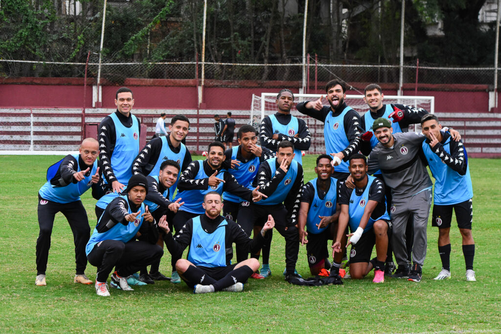 Na Ausência do Técnico Marcel, Luizão assume o comando diante do Suzano