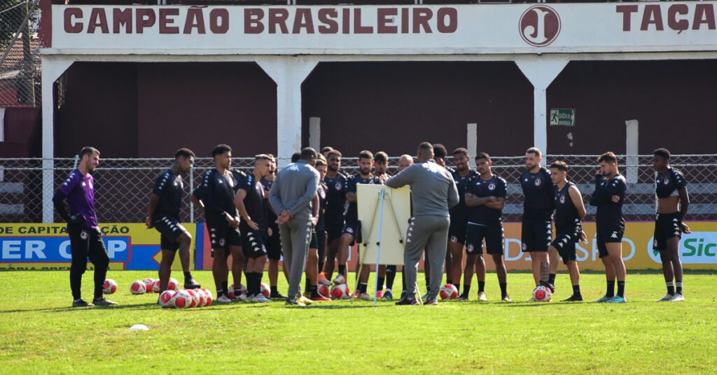 Moleque se prepara para enfrentar o E.C. São Bernardo