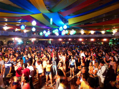 Carnaval-Primeira-Noite-2013-003