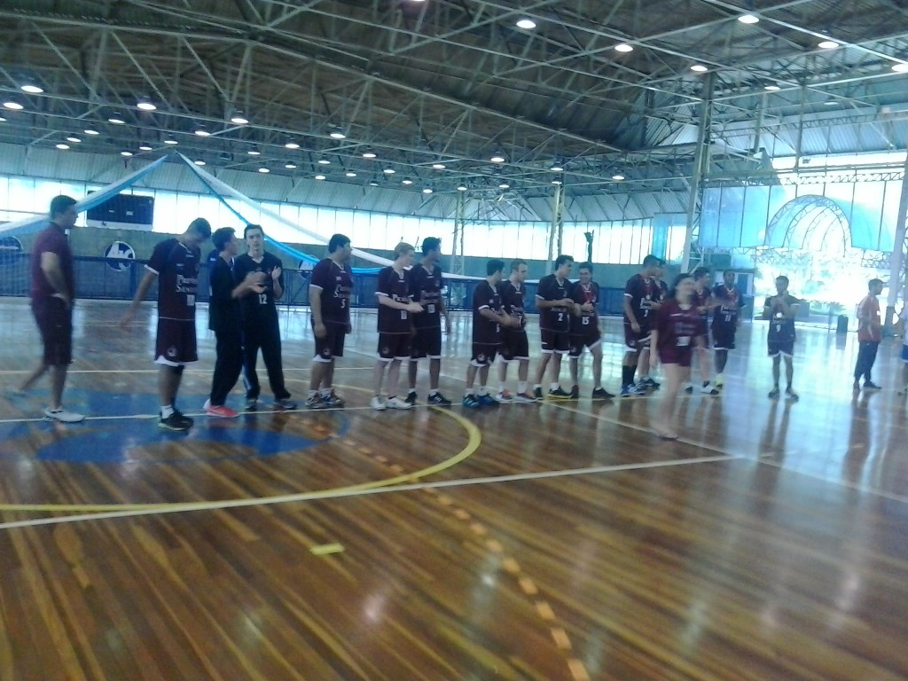 Recebendo medalha IV