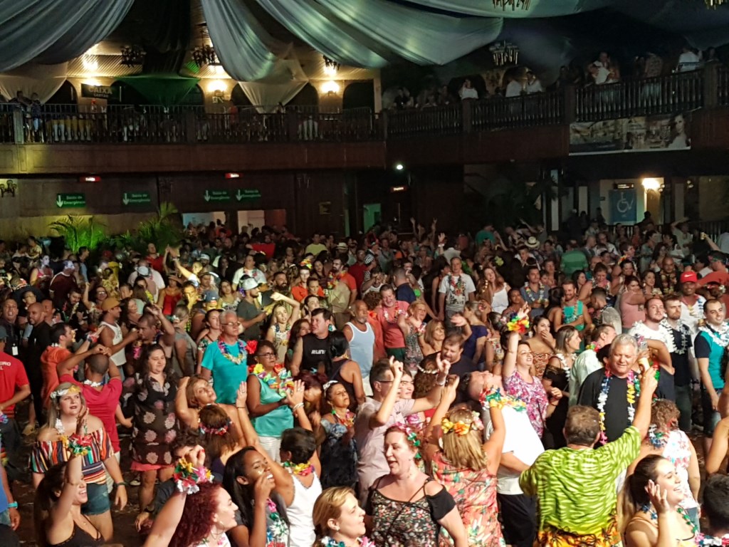 Baile do Hawai é Aqui
