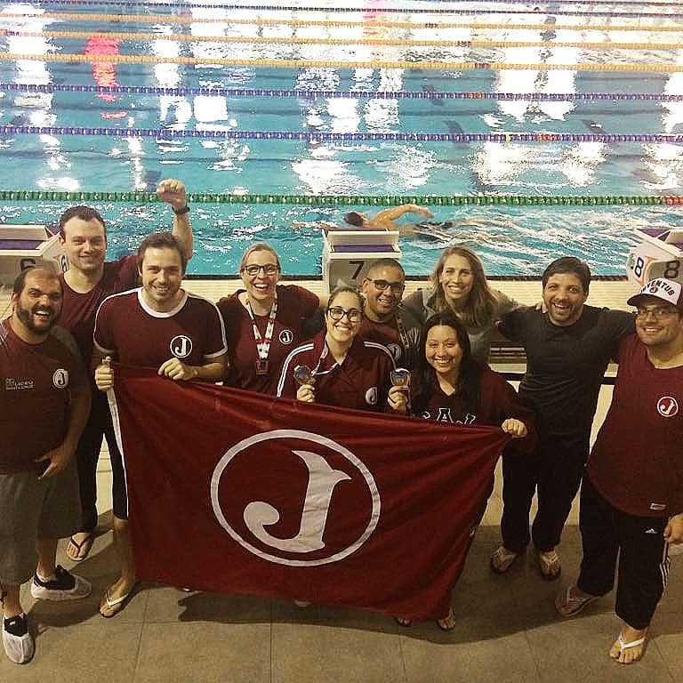 Equipe Master de natação conquista medalha no Paulista